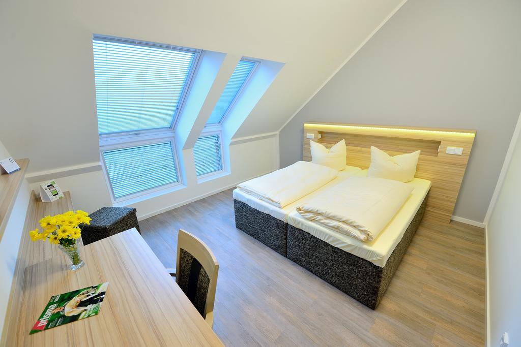 Flair Hotel Reuner Zossen Exteriör bild