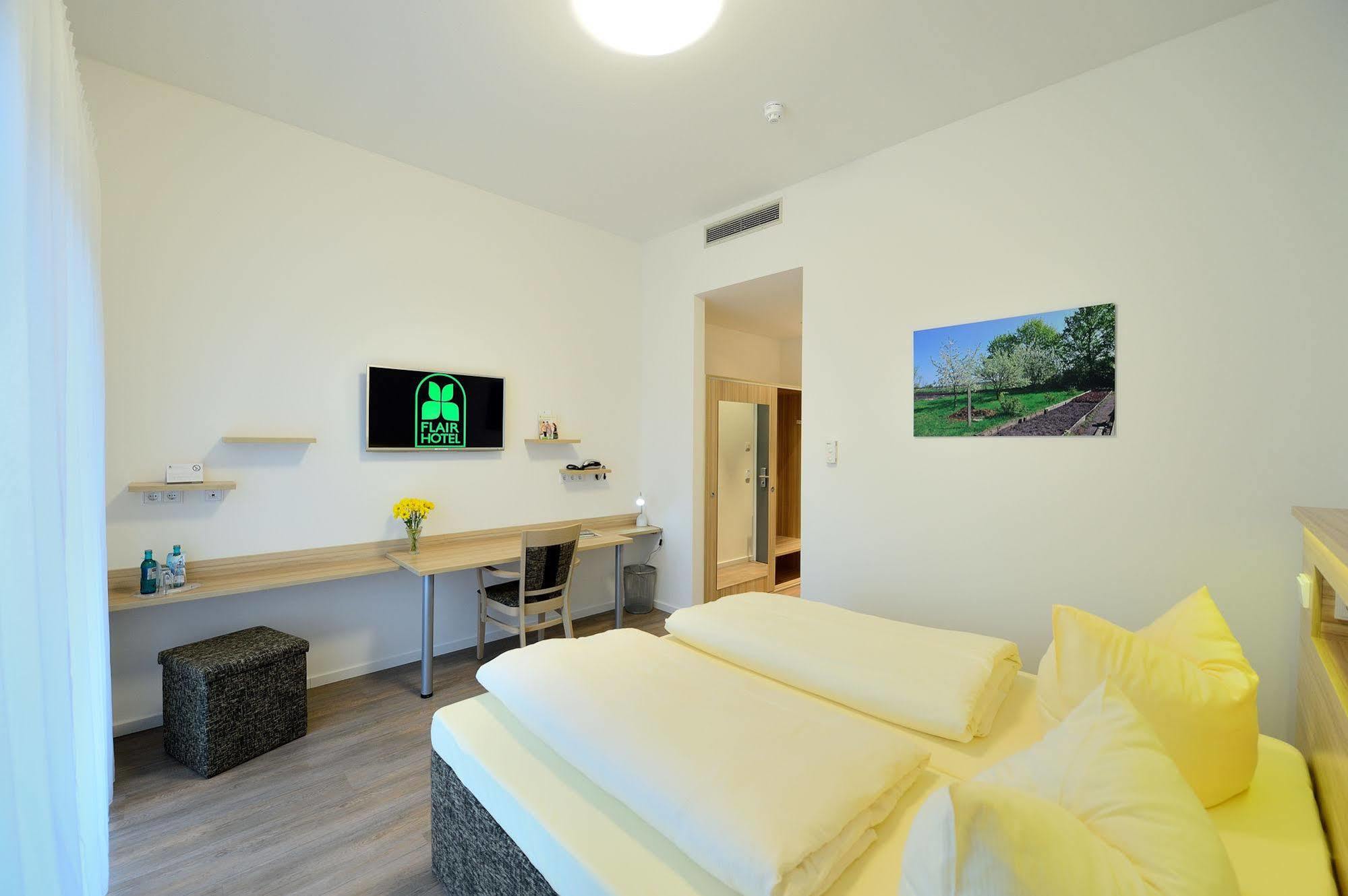 Flair Hotel Reuner Zossen Exteriör bild