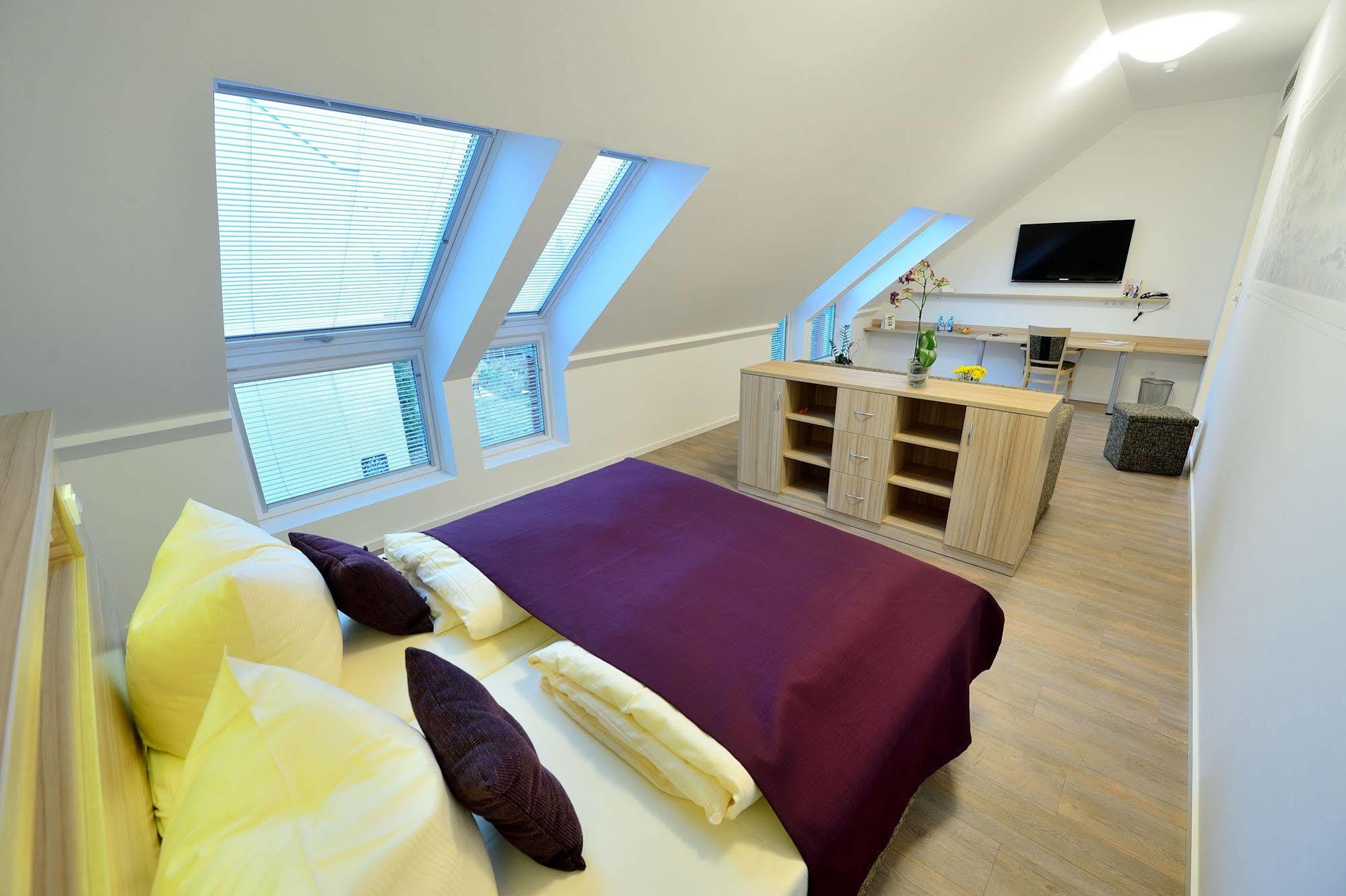 Flair Hotel Reuner Zossen Exteriör bild