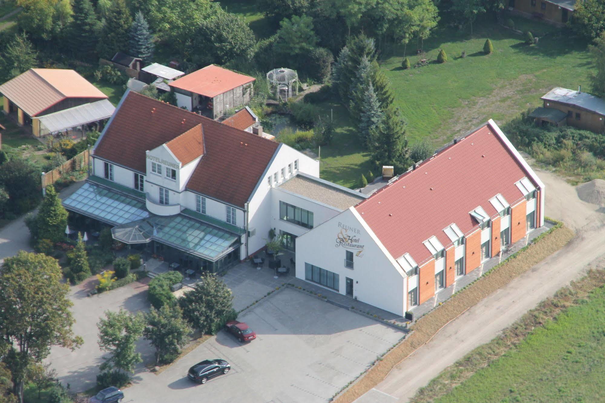 Flair Hotel Reuner Zossen Exteriör bild